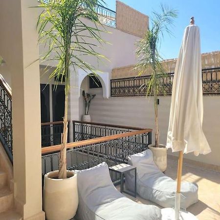 Riad Isahiac Avec Piscine En Exclusivite Marrakesh Luaran gambar