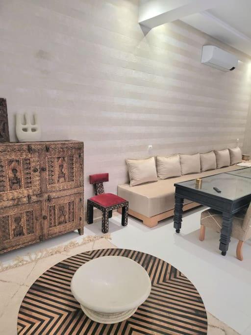 Riad Isahiac Avec Piscine En Exclusivite Marrakesh Luaran gambar