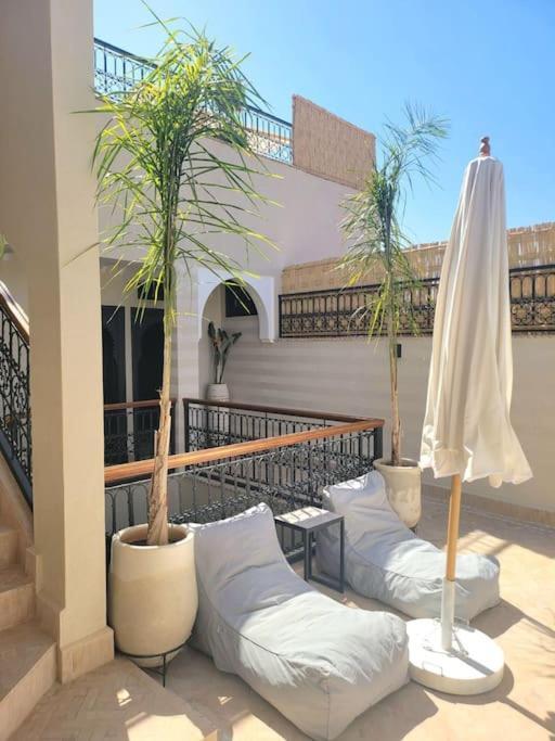 Riad Isahiac Avec Piscine En Exclusivite Marrakesh Luaran gambar