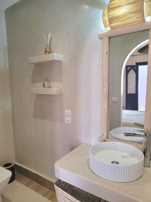Riad Isahiac Avec Piscine En Exclusivite Marrakesh Luaran gambar