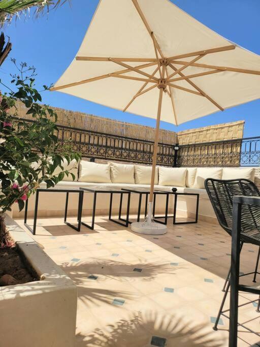 Riad Isahiac Avec Piscine En Exclusivite Marrakesh Luaran gambar